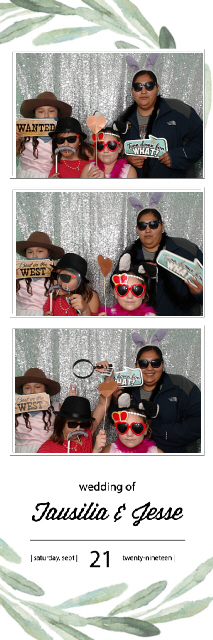 Tausila and Jesse's Wedding | View more photos from the event at gallery.photoboothbillings.com/u/PhotoBoothBillings/Tausila-and-Jesses-Wedding